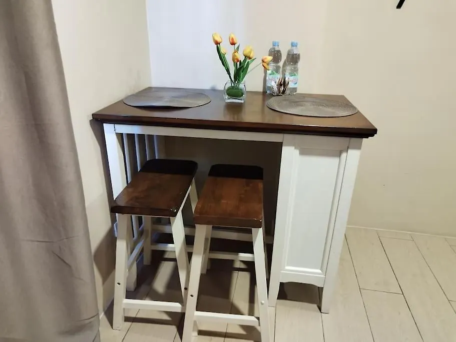 Condo Deluxe Near Naia Terminal 3 Manila