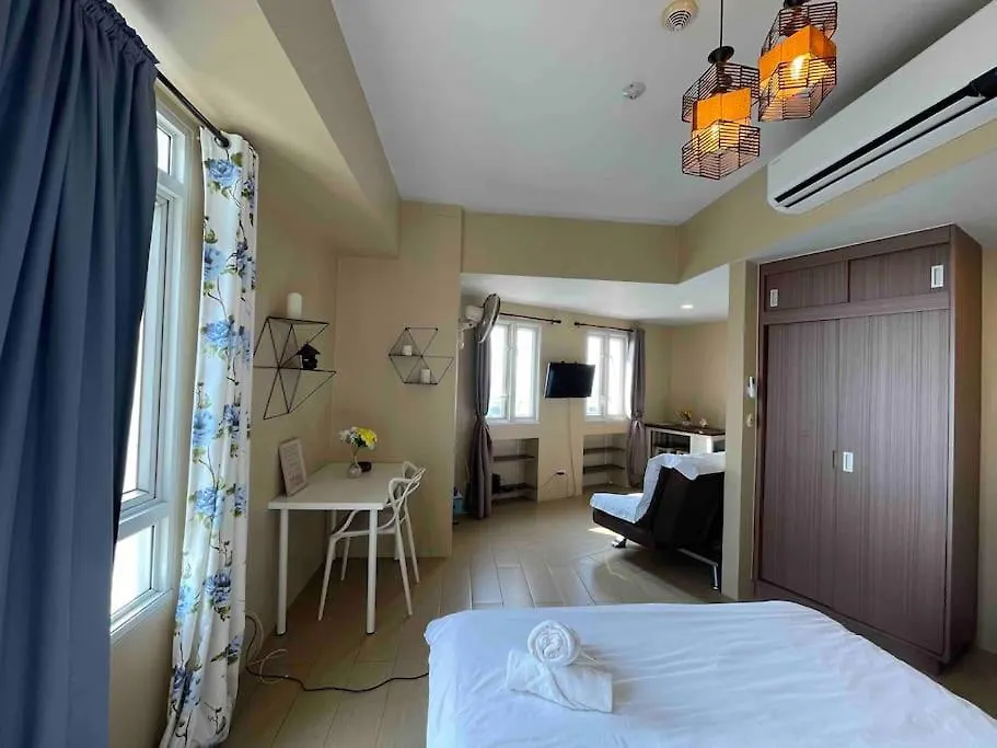 Condo Deluxe Near Naia Terminal 3 Manila 0*,  Philippines