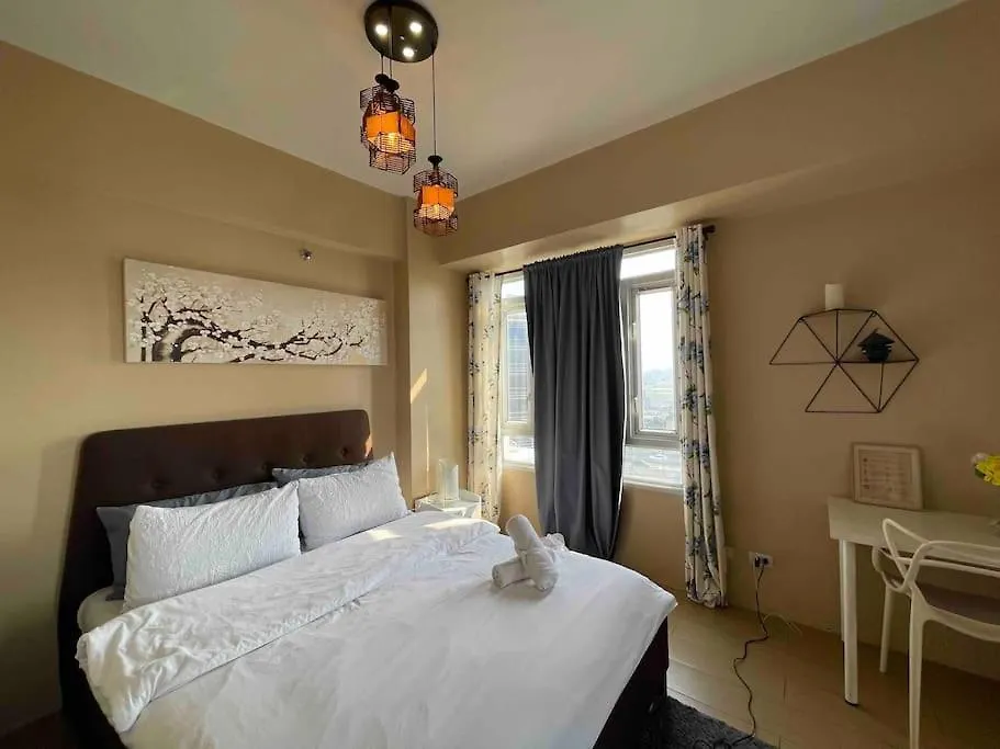 Condo Deluxe Near Naia Terminal 3 Manila Philippines